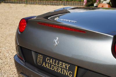 2010 Ferrari California 4.3 &ldquo;Tasteful Grigio Silverstone&rdquo;