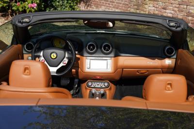 2010 Ferrari California 4.3 &ldquo;Tasteful Grigio Silverstone&rdquo;