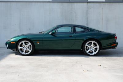 2003 Jaguar XKR