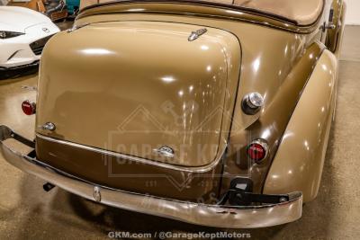 1935 Auburn 851