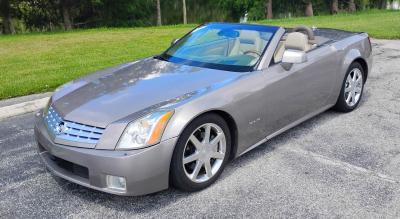 2005 Cadillac XLR ROADSTER