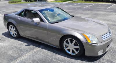 2005 Cadillac XLR ROADSTER