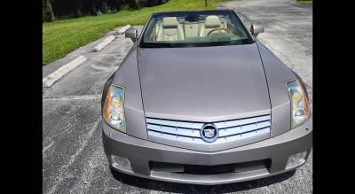 2005 Cadillac XLR ROADSTER