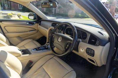 2008 Jaguar XJR