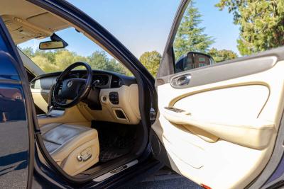 2008 Jaguar XJR