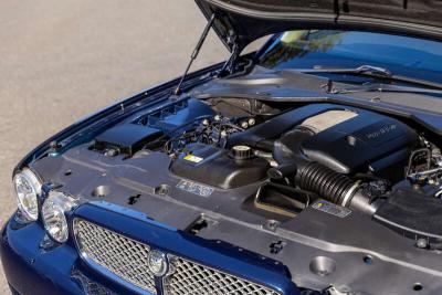 2008 Jaguar XJR