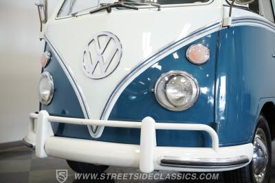1965 Volkswagen Type 2 13 Window Deluxe Bus