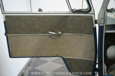 1965 Volkswagen Type 2 13 Window Deluxe Bus