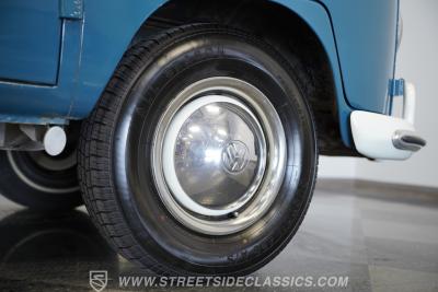 1965 Volkswagen Type 2 13 Window Deluxe Bus