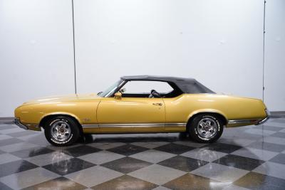 1971 Oldsmobile Cutlass Convertible