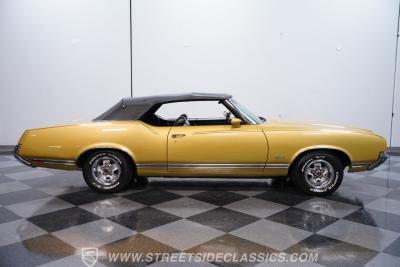 1971 Oldsmobile Cutlass Convertible