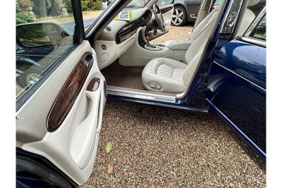 2002 Jaguar V8 Xj SE  LWB