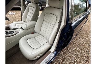 2002 Jaguar V8 Xj SE  LWB