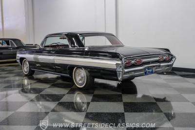 1962 Oldsmobile Starfire