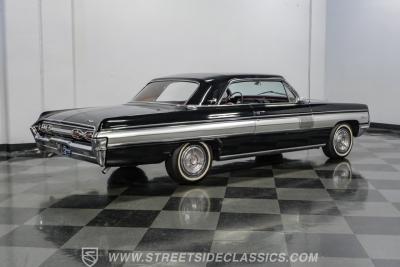 1962 Oldsmobile Starfire
