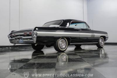 1962 Oldsmobile Starfire