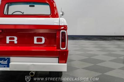 1966 Ford F-100 Custom Cab