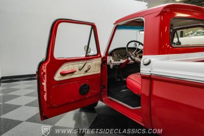 1966 Ford F-100 Custom Cab