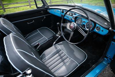 1967 MG B