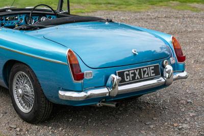 1967 MG B