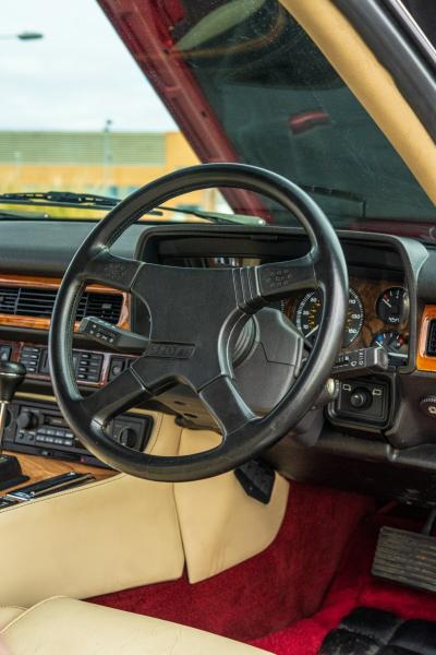 1993 Jaguar XJRS