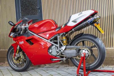 2001 Ducati 996