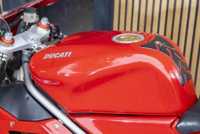 2001 Ducati 996