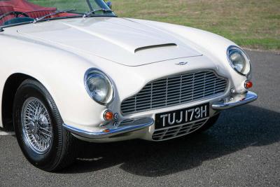 1970 Aston Martin DB6