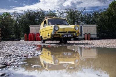 1969 Reliant REGAL 21E SUPERVAN III