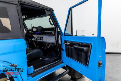 1972 Ford Bronco RESTOMOD