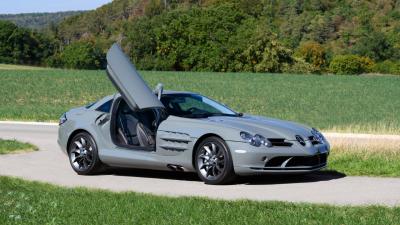 2005 Mercedes - Benz McLaren SLR Coup&eacute;