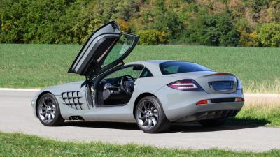 2005 Mercedes - Benz McLaren SLR Coup&eacute;