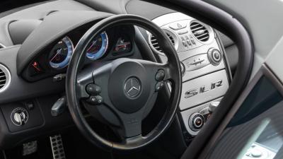 2005 Mercedes - Benz McLaren SLR Coup&eacute;