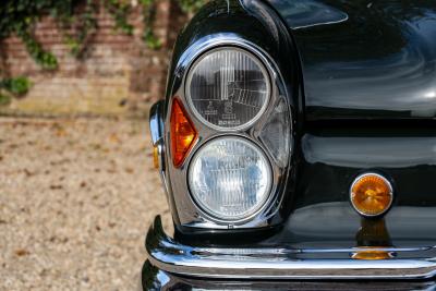 1969 Mercedes - Benz Mercedes Benz 280 SE Cabriolet &ldquo;Dunkeloliv or Dark Olive&rdquo;