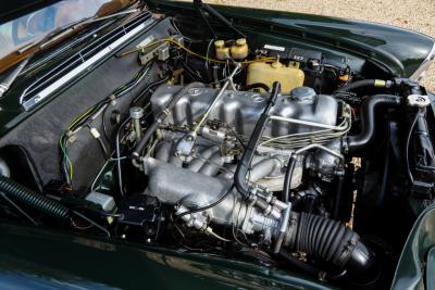 1969 Mercedes - Benz Mercedes Benz 280 SE Cabriolet &ldquo;Dunkeloliv or Dark Olive&rdquo;