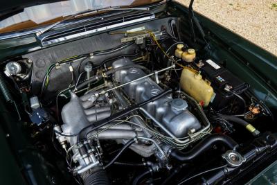 1969 Mercedes - Benz Mercedes Benz 280 SE Cabriolet &ldquo;Dunkeloliv or Dark Olive&rdquo;
