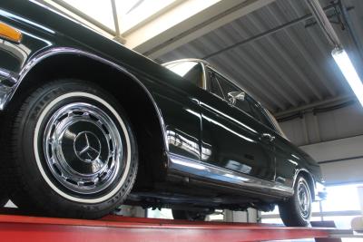 1969 Mercedes - Benz Mercedes Benz 280 SE Cabriolet &ldquo;Dunkeloliv or Dark Olive&rdquo;