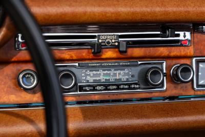 1969 Mercedes - Benz Mercedes Benz 280 SE Cabriolet &ldquo;Dunkeloliv or Dark Olive&rdquo;