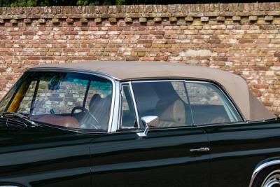 1969 Mercedes - Benz Mercedes Benz 280 SE Cabriolet &ldquo;Dunkeloliv or Dark Olive&rdquo;