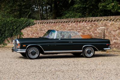 1969 Mercedes - Benz Mercedes Benz 280 SE Cabriolet &ldquo;Dunkeloliv or Dark Olive&rdquo;