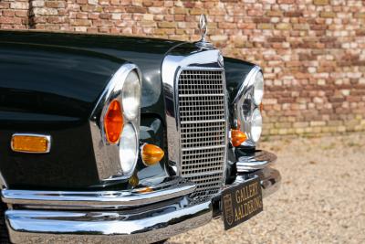 1969 Mercedes - Benz Mercedes Benz 280 SE Cabriolet &ldquo;Dunkeloliv or Dark Olive&rdquo;