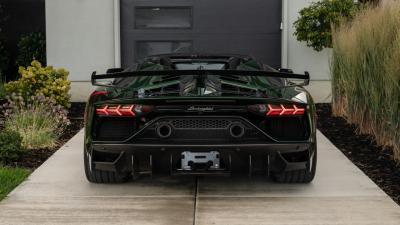 2021 Lamborghini Aventador SVJ Roadster