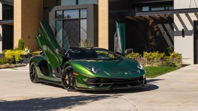 2021 Lamborghini Aventador SVJ Roadster