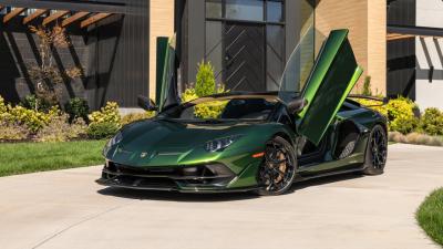 2021 Lamborghini Aventador SVJ Roadster