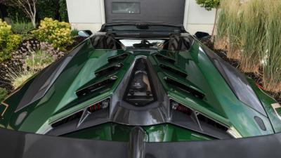 2021 Lamborghini Aventador SVJ Roadster