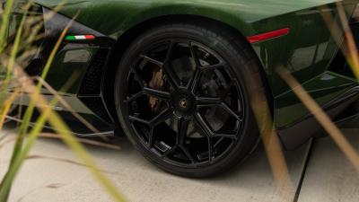 2021 Lamborghini Aventador SVJ Roadster