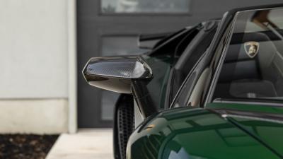 2021 Lamborghini Aventador SVJ Roadster