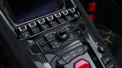 2021 Lamborghini Aventador SVJ Roadster