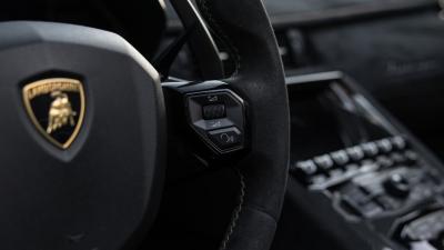 2021 Lamborghini Aventador SVJ Roadster