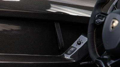 2021 Lamborghini Aventador SVJ Roadster